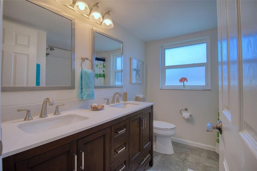 For Sale: $579,000 (3 beds, 2 baths, 1481 Square Feet)