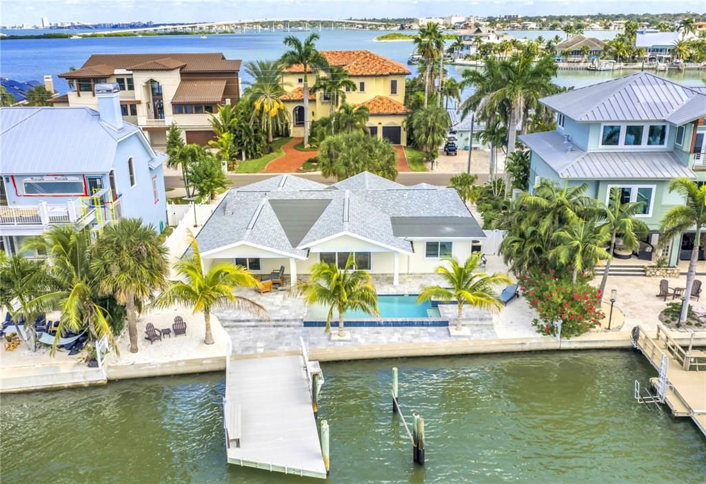 Recently Sold: $1,550,000 (3 beds, 3 baths, 1815 Square Feet)