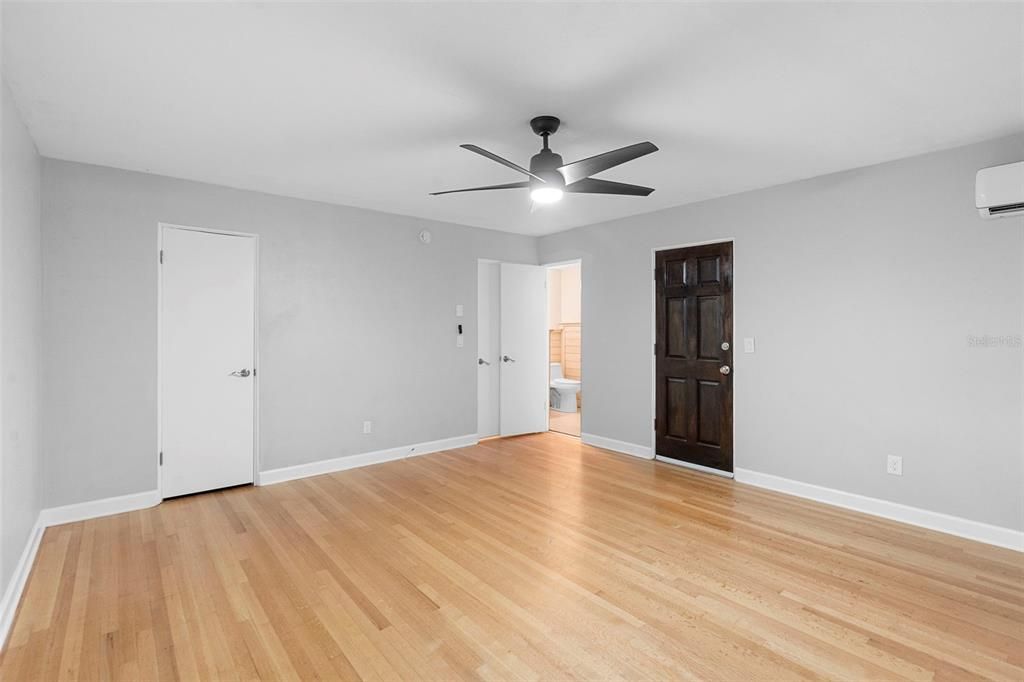 For Sale: $525,000 (4 beds, 0 baths, 2393 Square Feet)