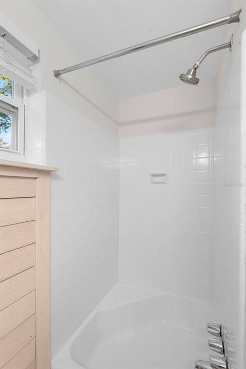 For Sale: $525,000 (4 beds, 0 baths, 2393 Square Feet)