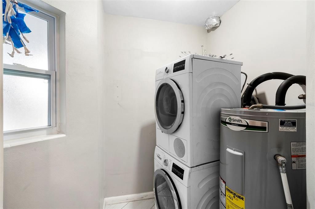 For Sale: $525,000 (4 beds, 0 baths, 2393 Square Feet)