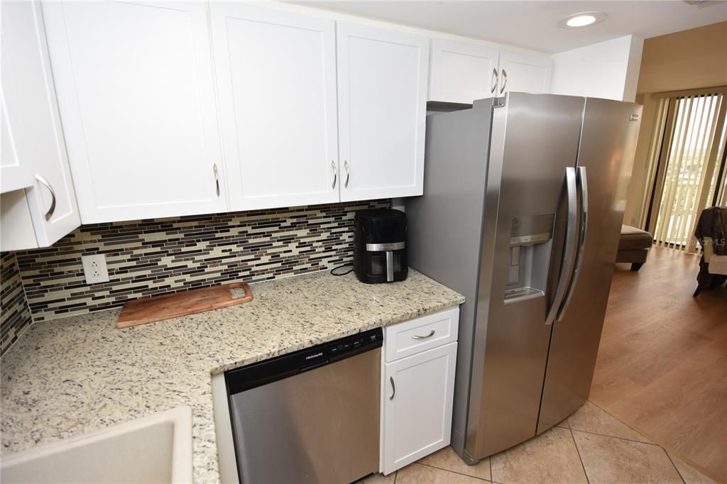 En Renta: $1,990 (2 camas, 2 baños, 1121 Pies cuadrados)