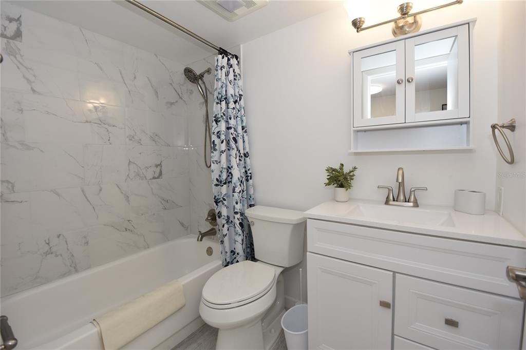 En Renta: $1,990 (2 camas, 2 baños, 1121 Pies cuadrados)