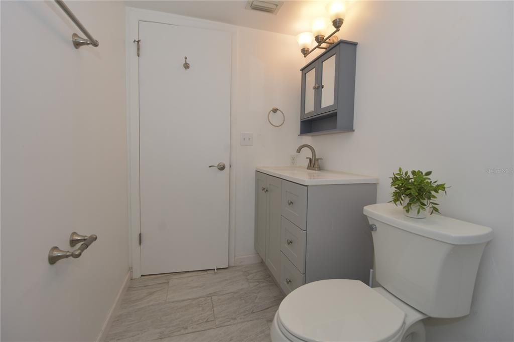 En Renta: $1,990 (2 camas, 2 baños, 1121 Pies cuadrados)