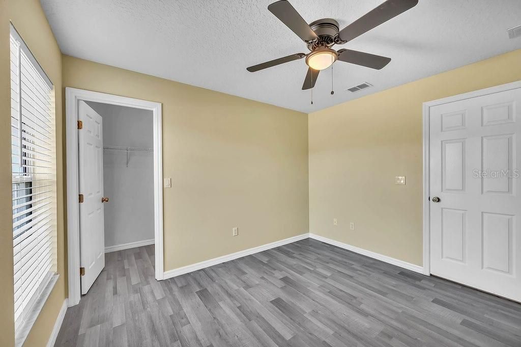 For Sale: $209,900 (3 beds, 2 baths, 1303 Square Feet)