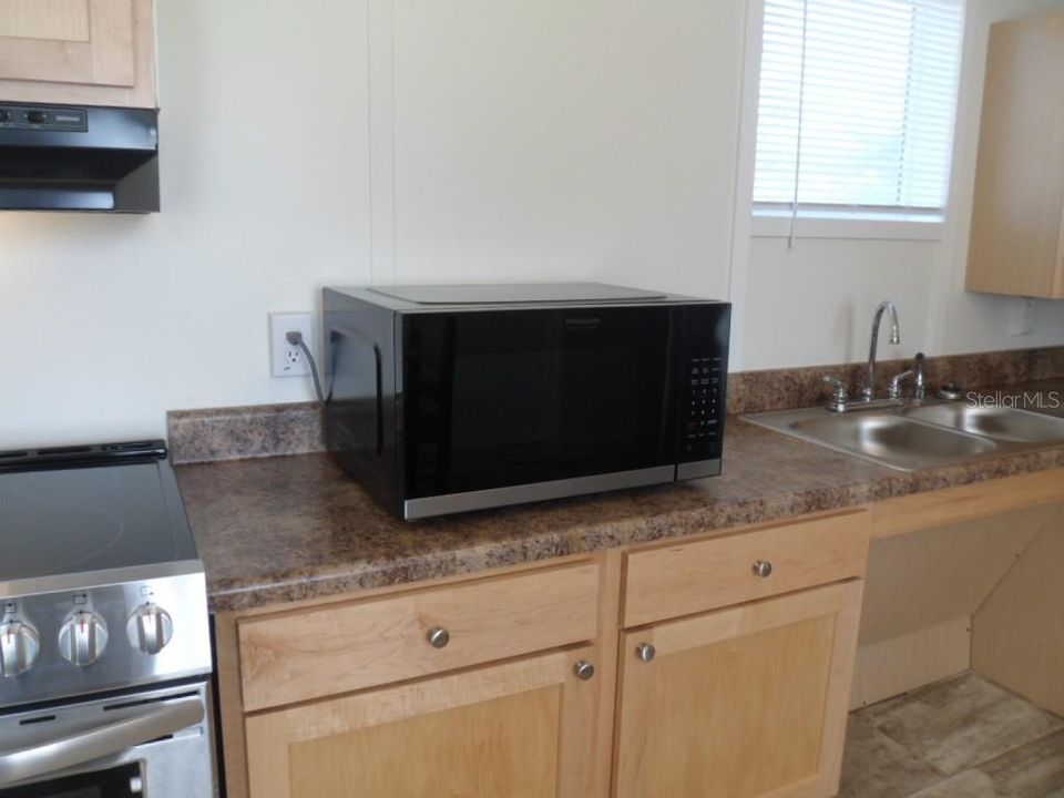 En Venta: $219,000 (3 camas, 2 baños, 924 Pies cuadrados)