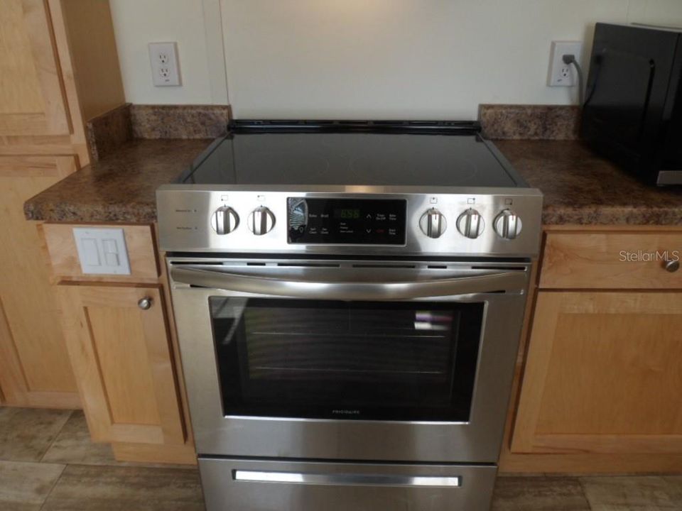 En Venta: $219,000 (3 camas, 2 baños, 924 Pies cuadrados)