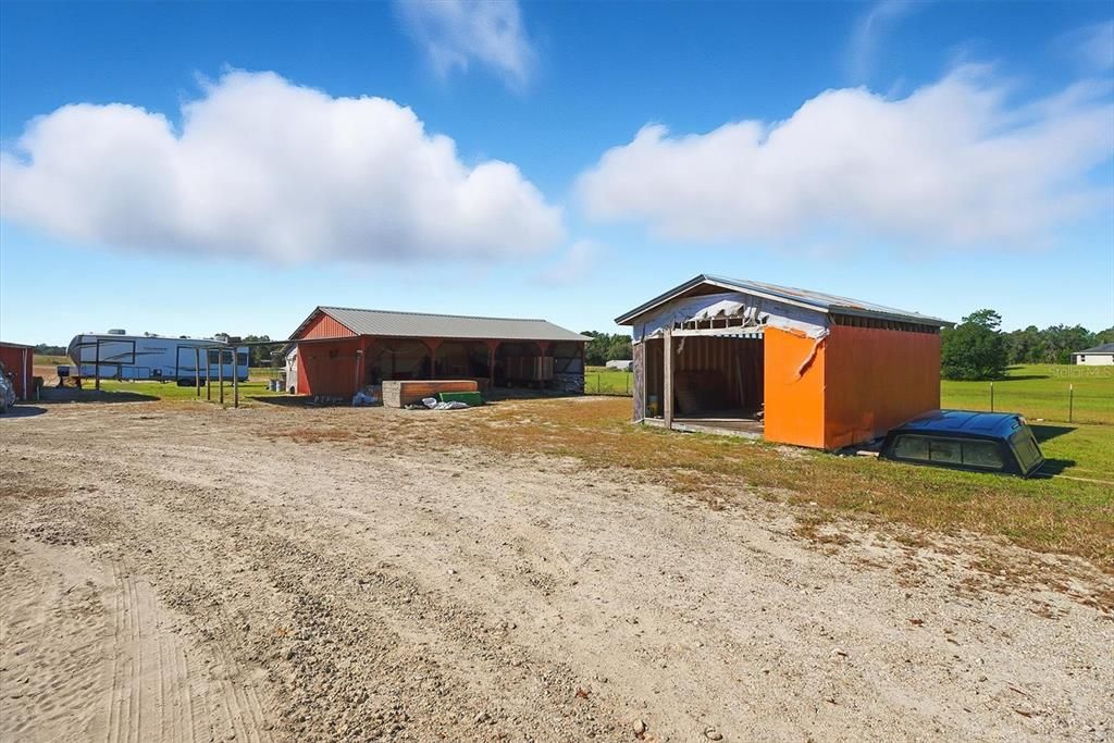 Active With Contract: $399,900 (3 beds, 2 baths, 1486 Square Feet)