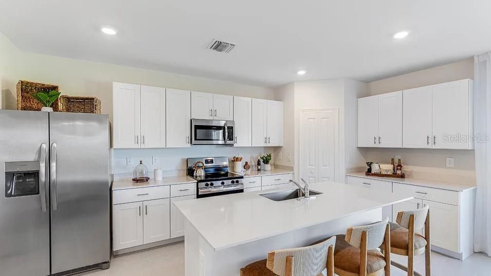 Active With Contract: $379,000 (5 beds, 2 baths, 2112 Square Feet)