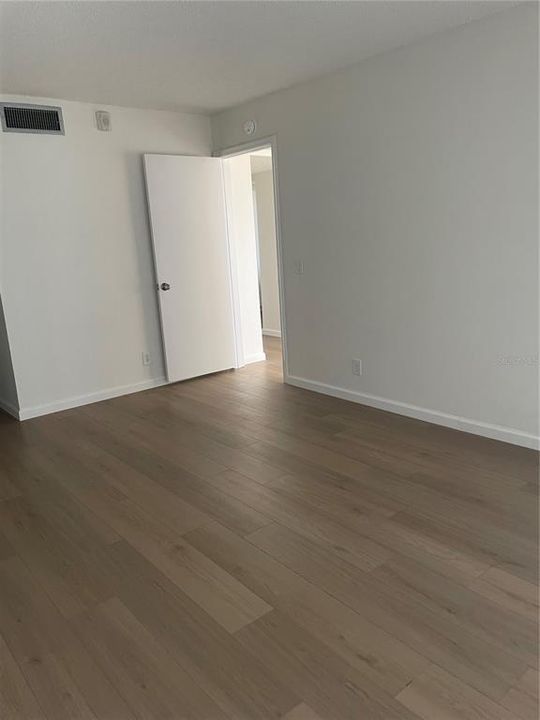 В аренду: $2,200 (1 спален, 1 ванн, 780 Квадратных фут)