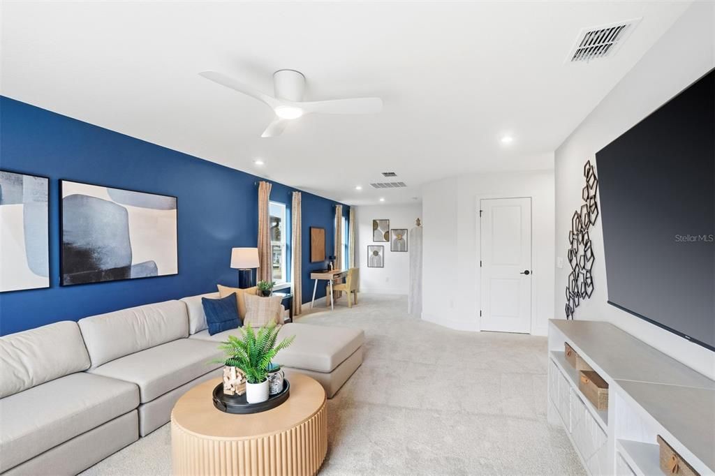 Active With Contract: $769,990 (4 beds, 2 baths, 3087 Square Feet)