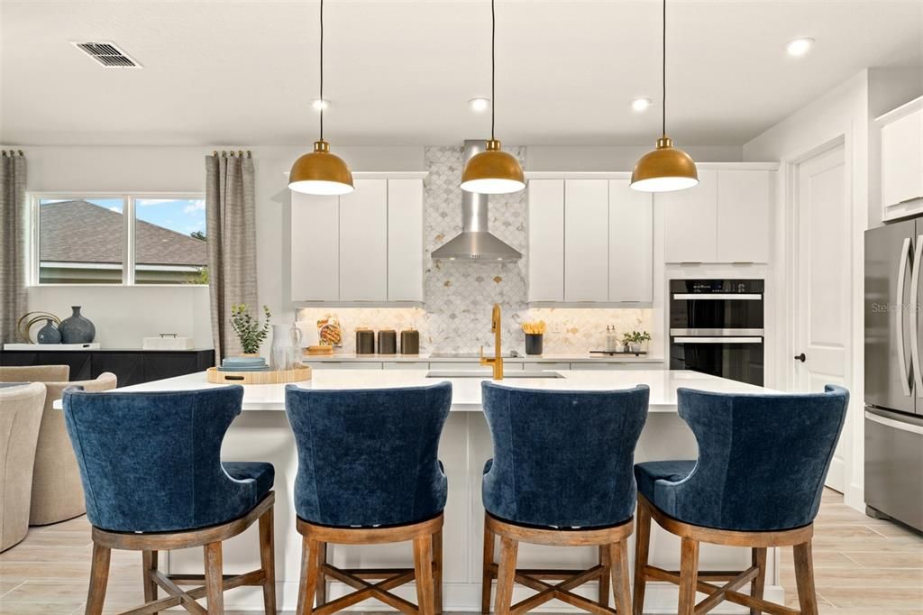 Active With Contract: $769,990 (4 beds, 2 baths, 3087 Square Feet)