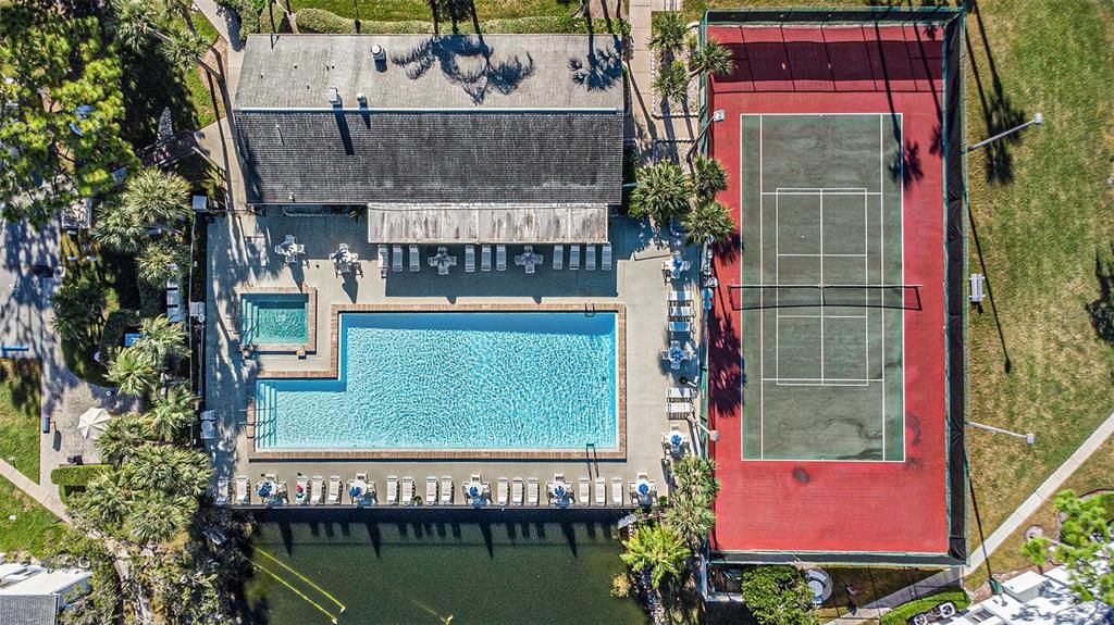 Active With Contract: $159,750 (2 beds, 2 baths, 1038 Square Feet)