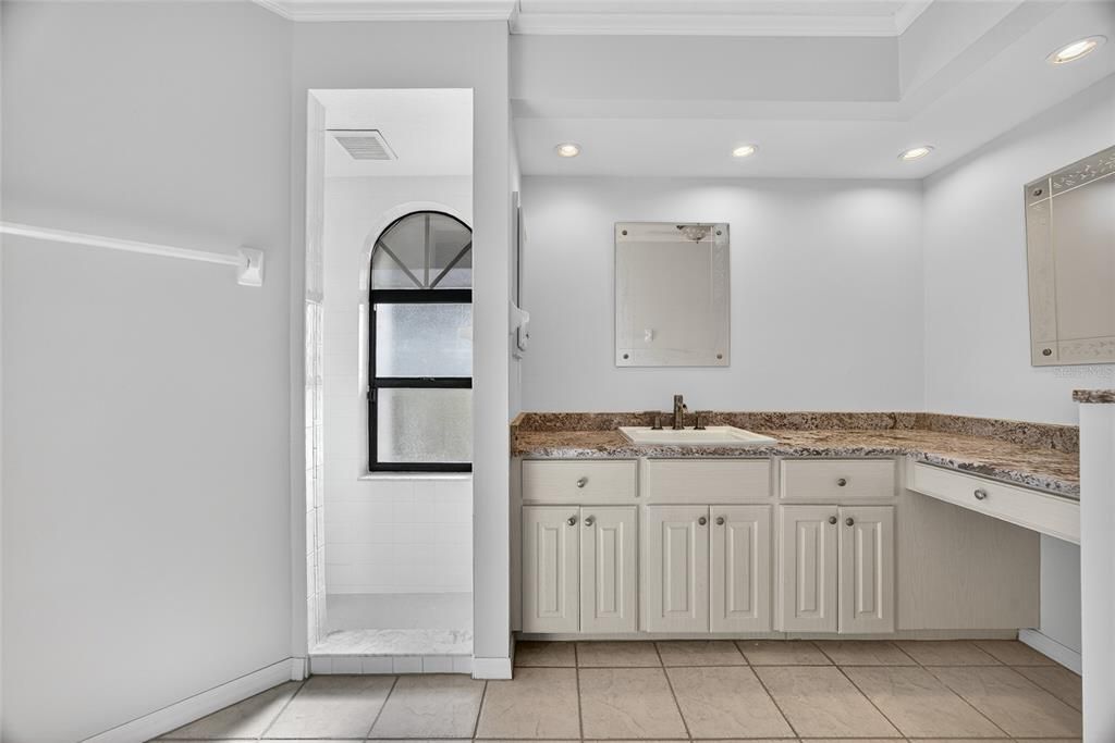 待售: $639,000 (3 贝兹, 2 浴室, 1712 平方英尺)