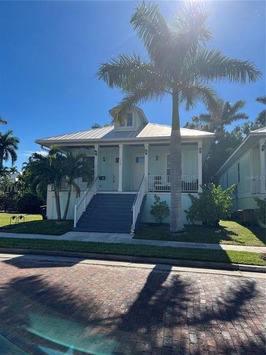 Recently Rented: $1,850 (2 beds, 1 baths, 850 Square Feet)