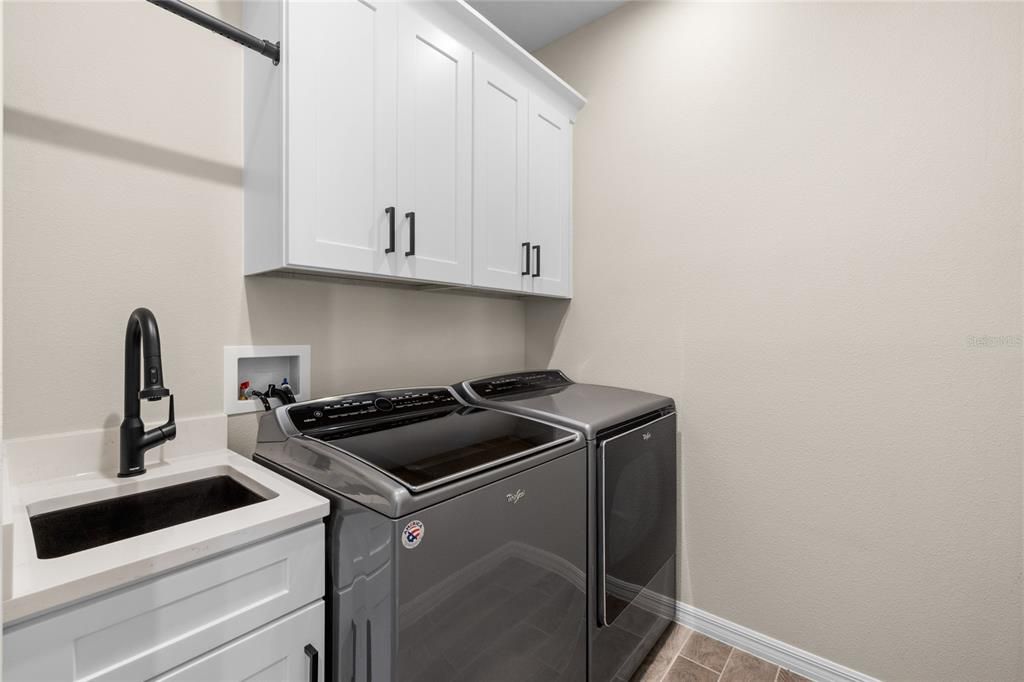 Active With Contract: $650,000 (4 beds, 3 baths, 2373 Square Feet)