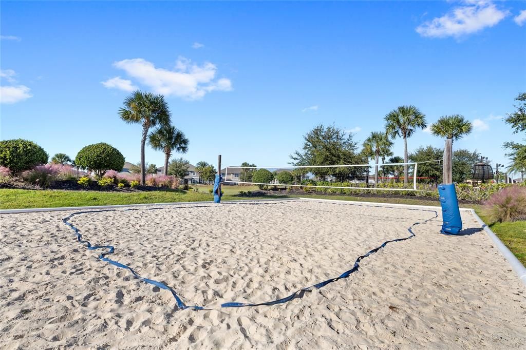 Active With Contract: $650,000 (4 beds, 3 baths, 2373 Square Feet)