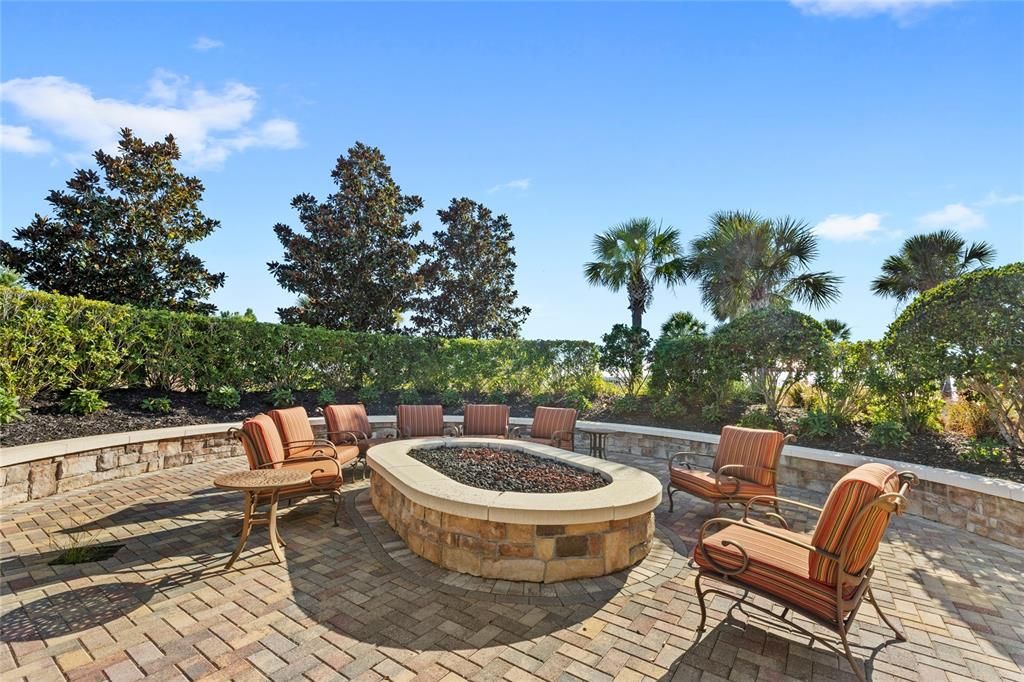 Active With Contract: $650,000 (4 beds, 3 baths, 2373 Square Feet)