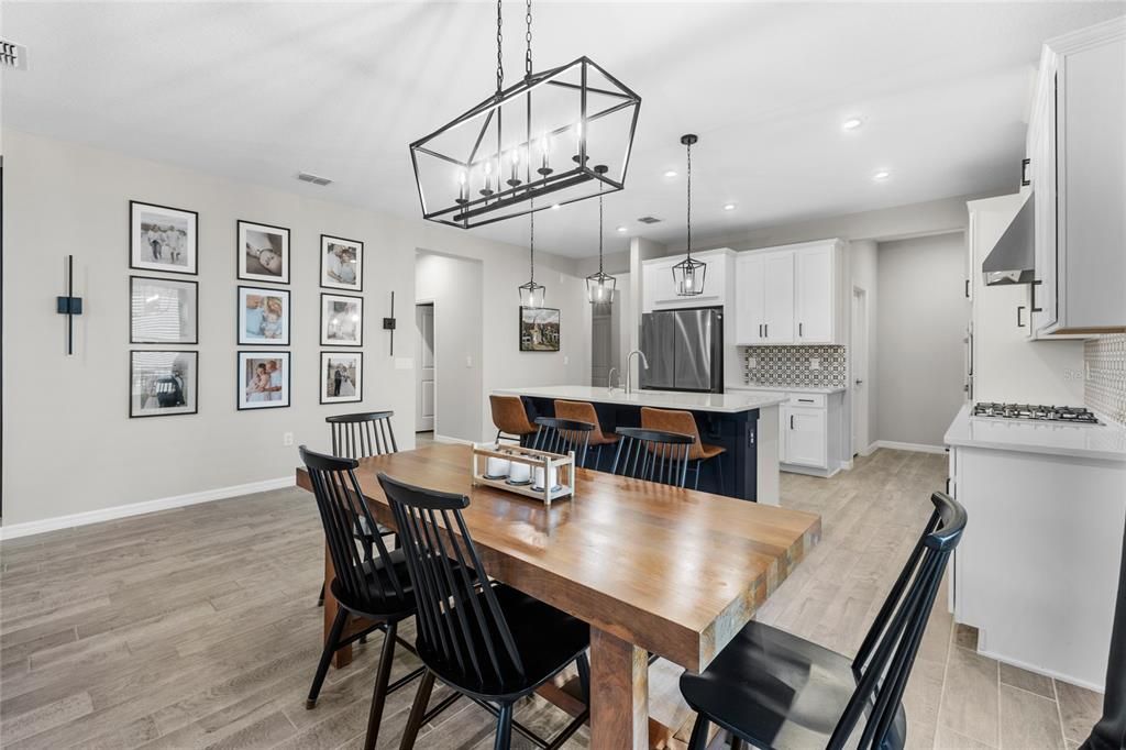 Active With Contract: $650,000 (4 beds, 3 baths, 2373 Square Feet)