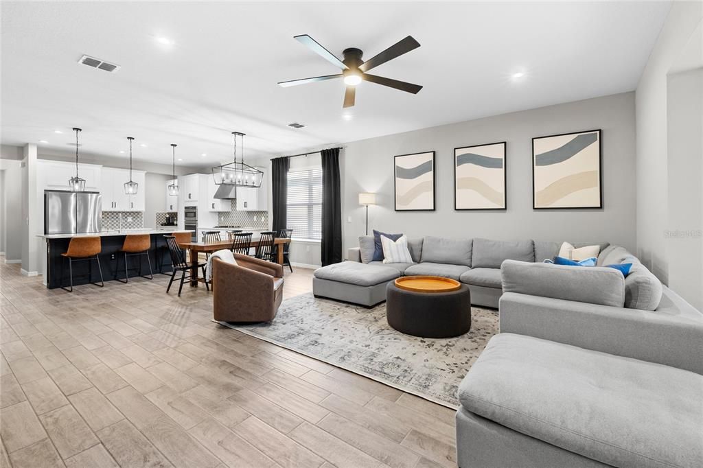 Active With Contract: $650,000 (4 beds, 3 baths, 2373 Square Feet)