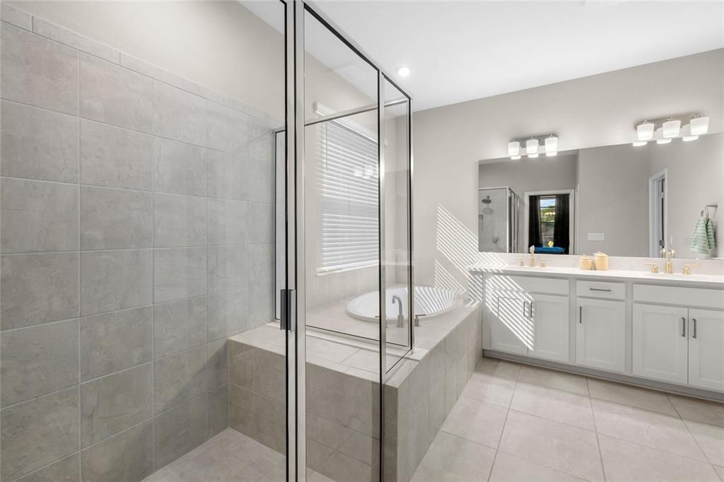 Active With Contract: $650,000 (4 beds, 3 baths, 2373 Square Feet)