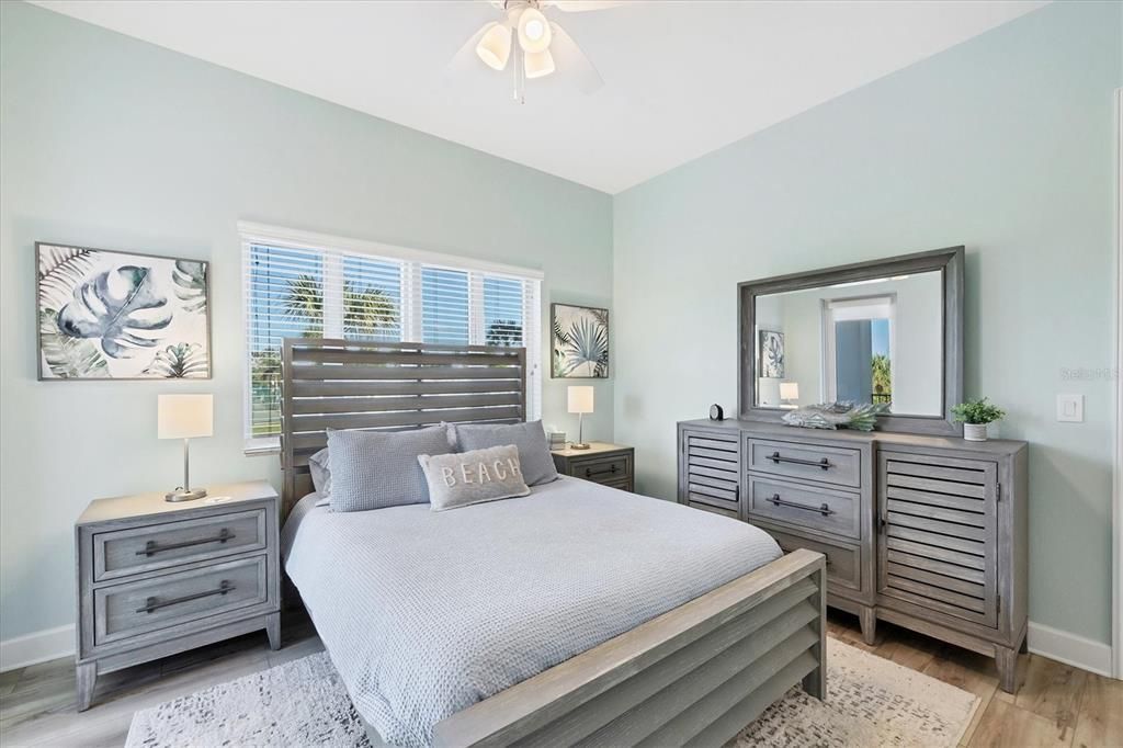 For Sale: $850,000 (3 beds, 2 baths, 2013 Square Feet)