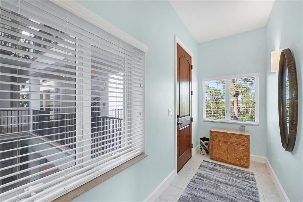 For Sale: $850,000 (3 beds, 2 baths, 2013 Square Feet)