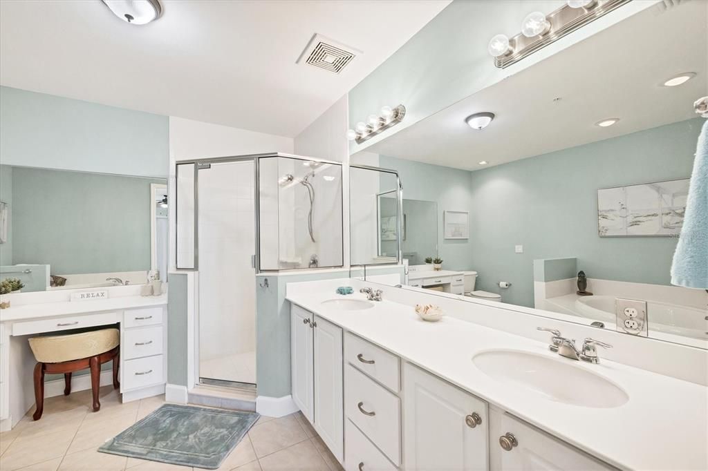 For Sale: $850,000 (3 beds, 2 baths, 2013 Square Feet)