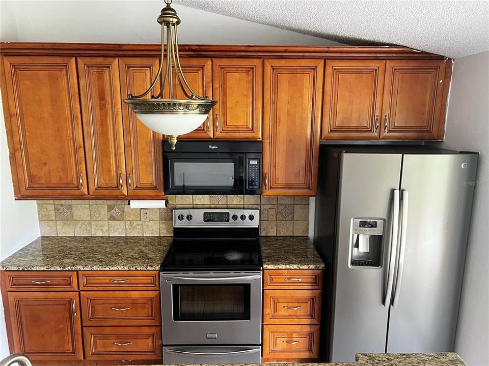 En Renta: $1,600 (3 camas, 2 baños, 1806 Pies cuadrados)