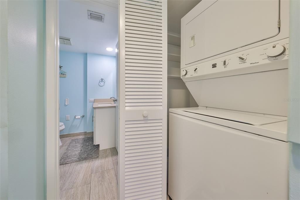 For Sale: $819,999 (1 beds, 2 baths, 1020 Square Feet)