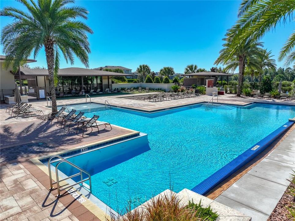 For Sale: $500,000 (4 beds, 3 baths, 2070 Square Feet)