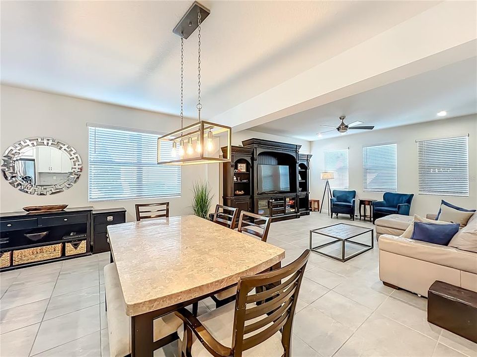 For Sale: $500,000 (4 beds, 3 baths, 2070 Square Feet)