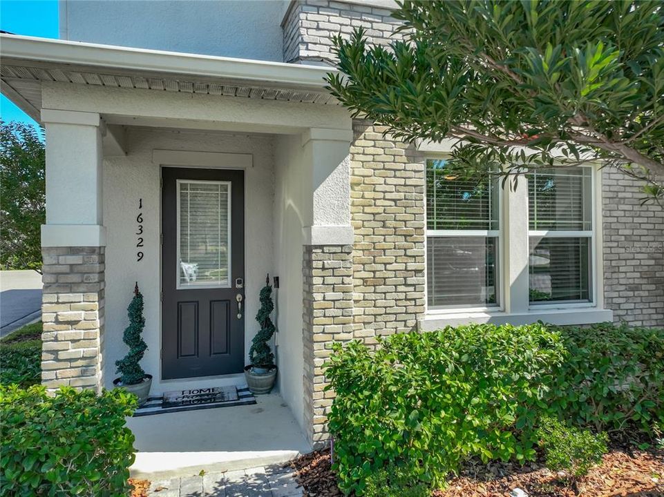 For Sale: $500,000 (4 beds, 3 baths, 2070 Square Feet)