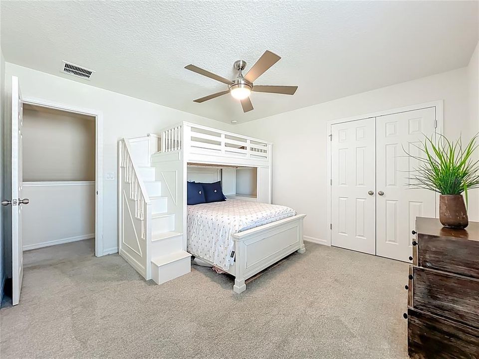 For Sale: $500,000 (4 beds, 3 baths, 2070 Square Feet)