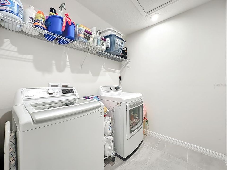 For Sale: $500,000 (4 beds, 3 baths, 2070 Square Feet)