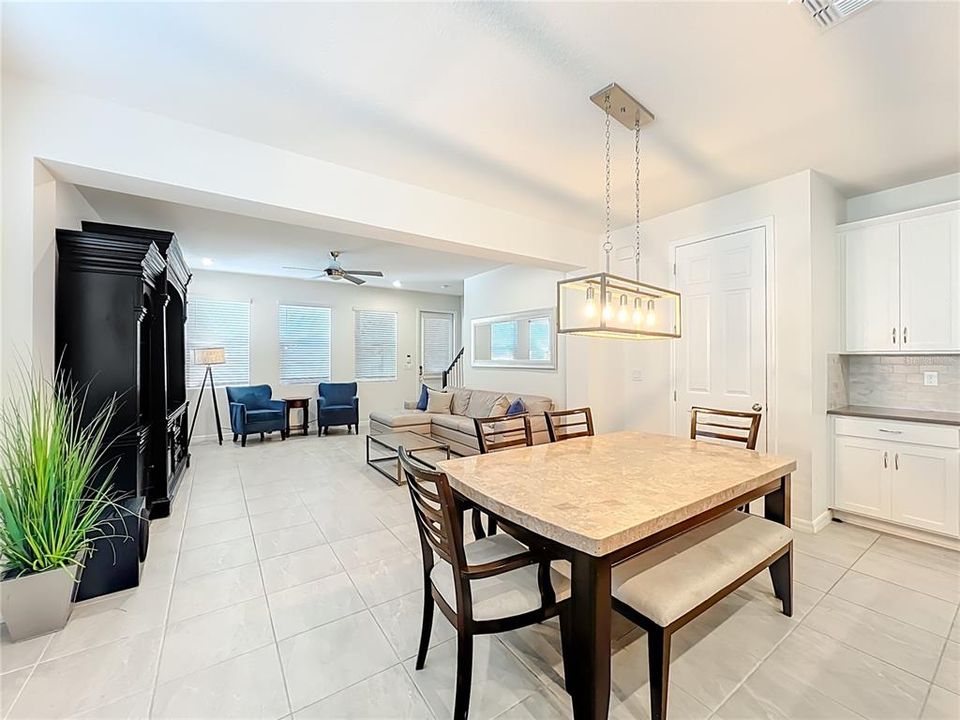 For Sale: $500,000 (4 beds, 3 baths, 2070 Square Feet)