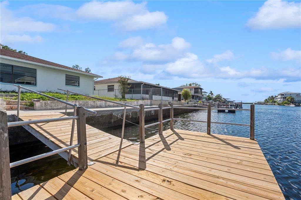 For Sale: $499,900 (3 beds, 2 baths, 1959 Square Feet)