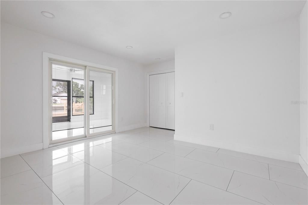 For Sale: $499,900 (3 beds, 2 baths, 1959 Square Feet)