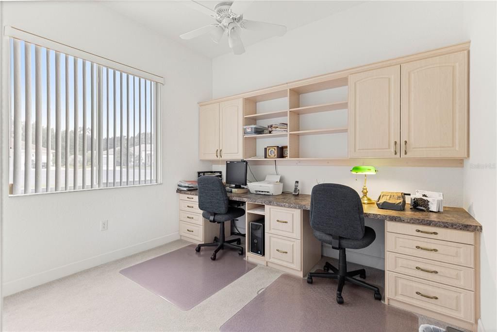 For Sale: $437,900 (3 beds, 2 baths, 2333 Square Feet)