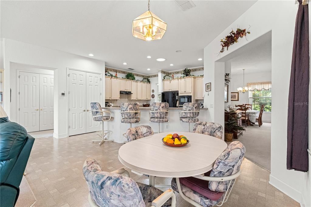 For Sale: $437,900 (3 beds, 2 baths, 2333 Square Feet)