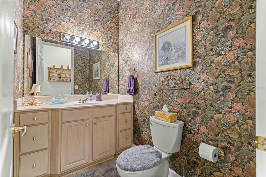 For Sale: $437,900 (3 beds, 2 baths, 2333 Square Feet)