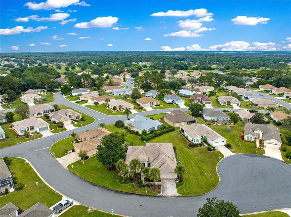 For Sale: $437,900 (3 beds, 2 baths, 2333 Square Feet)