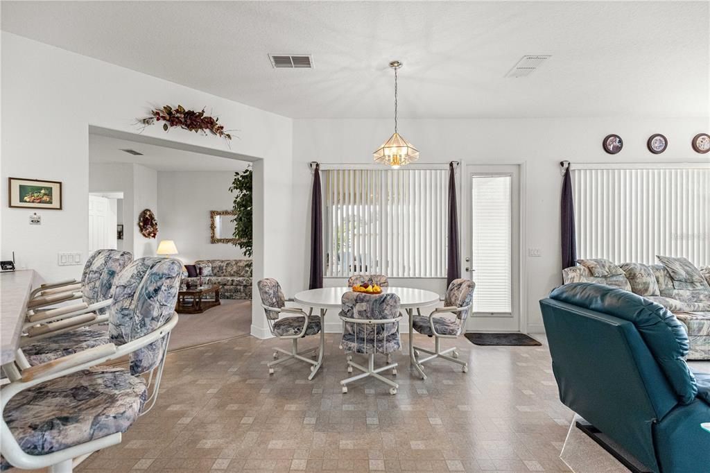 For Sale: $437,900 (3 beds, 2 baths, 2333 Square Feet)