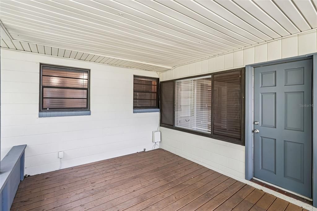 En Venta: $357,500 (4 camas, 3 baños, 2200 Pies cuadrados)