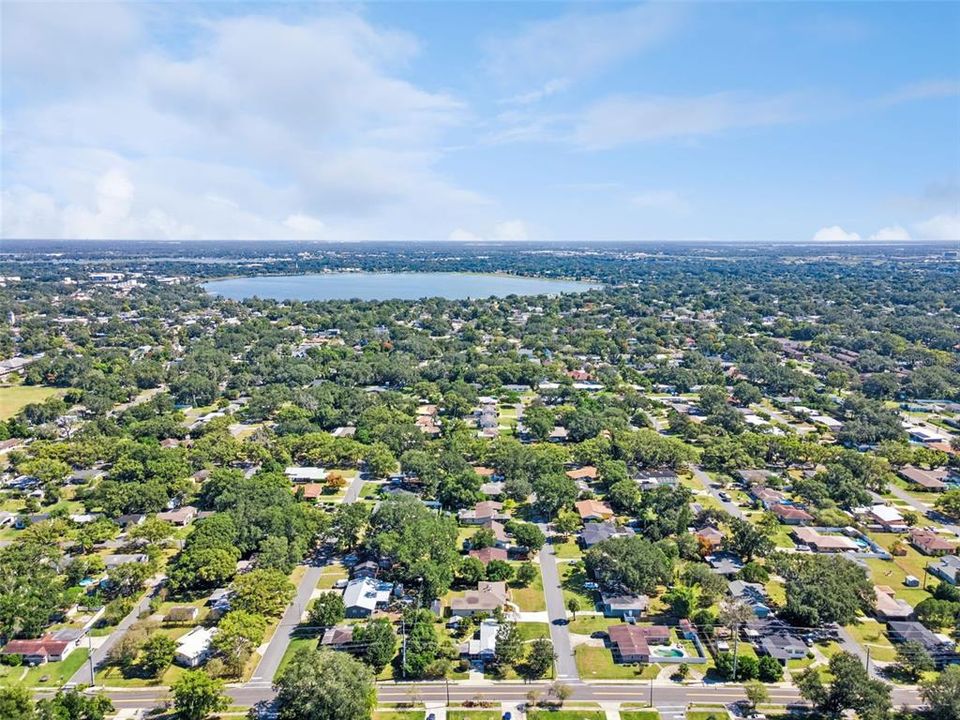 En Venta: $357,500 (4 camas, 3 baños, 2200 Pies cuadrados)