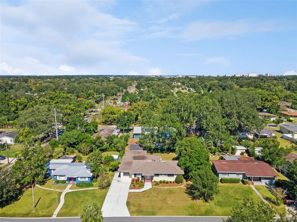 En Venta: $357,500 (4 camas, 3 baños, 2200 Pies cuadrados)