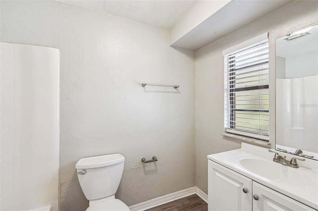 En Venta: $357,500 (4 camas, 3 baños, 2200 Pies cuadrados)