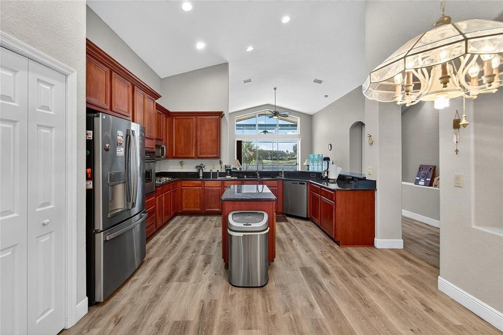 For Sale: $524,000 (4 beds, 3 baths, 2612 Square Feet)