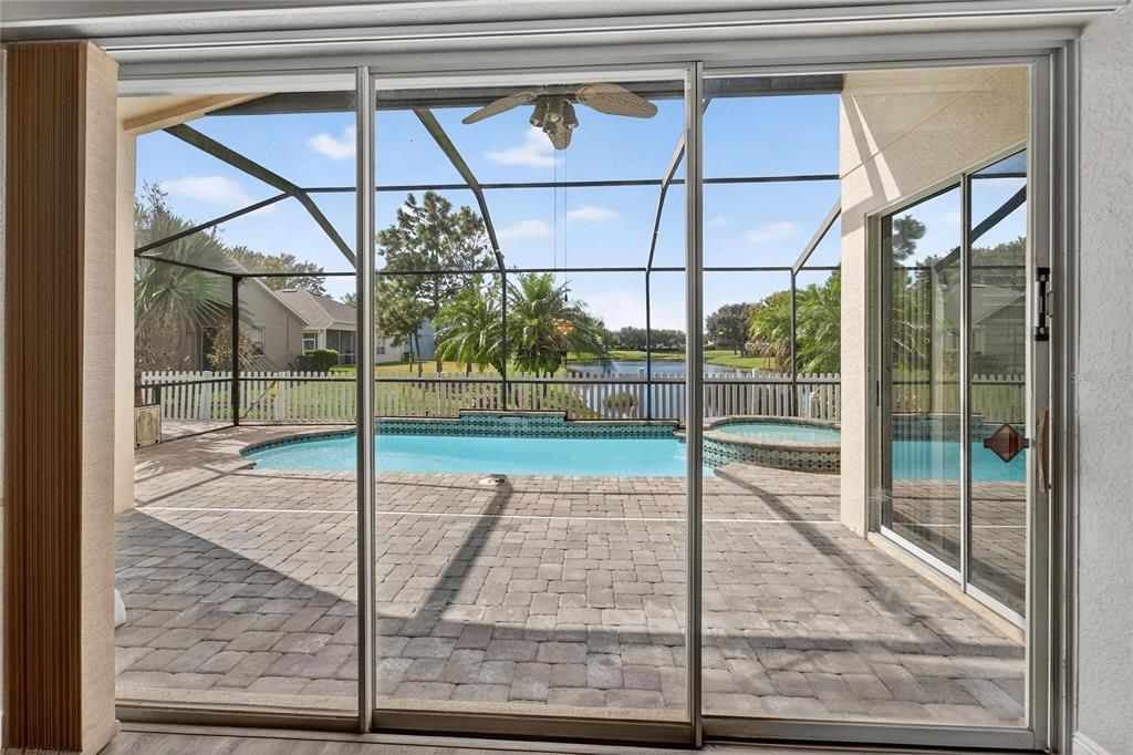 For Sale: $524,000 (4 beds, 3 baths, 2612 Square Feet)