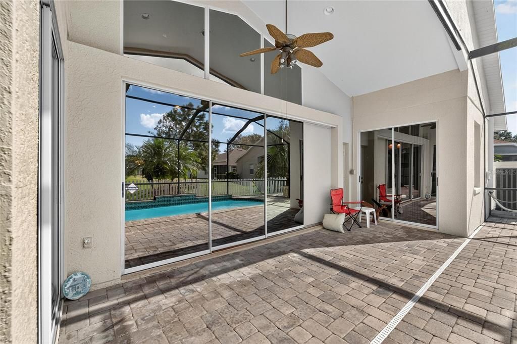 For Sale: $524,000 (4 beds, 3 baths, 2612 Square Feet)